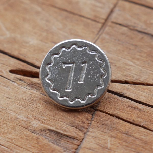 71st Regiment of Foot Buttons  1775-1784 7 8  and 5 8  Online now